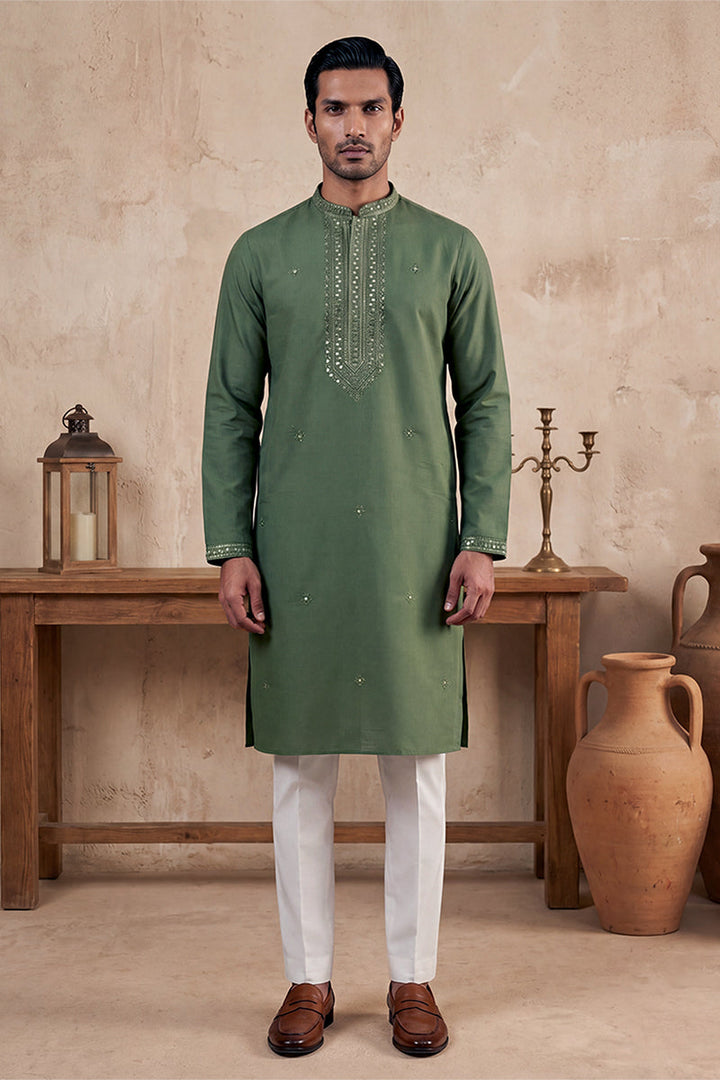 Mens Green Silk Blend Solid Emboidered Sequins Kurta With Trouser | SHOBITAM