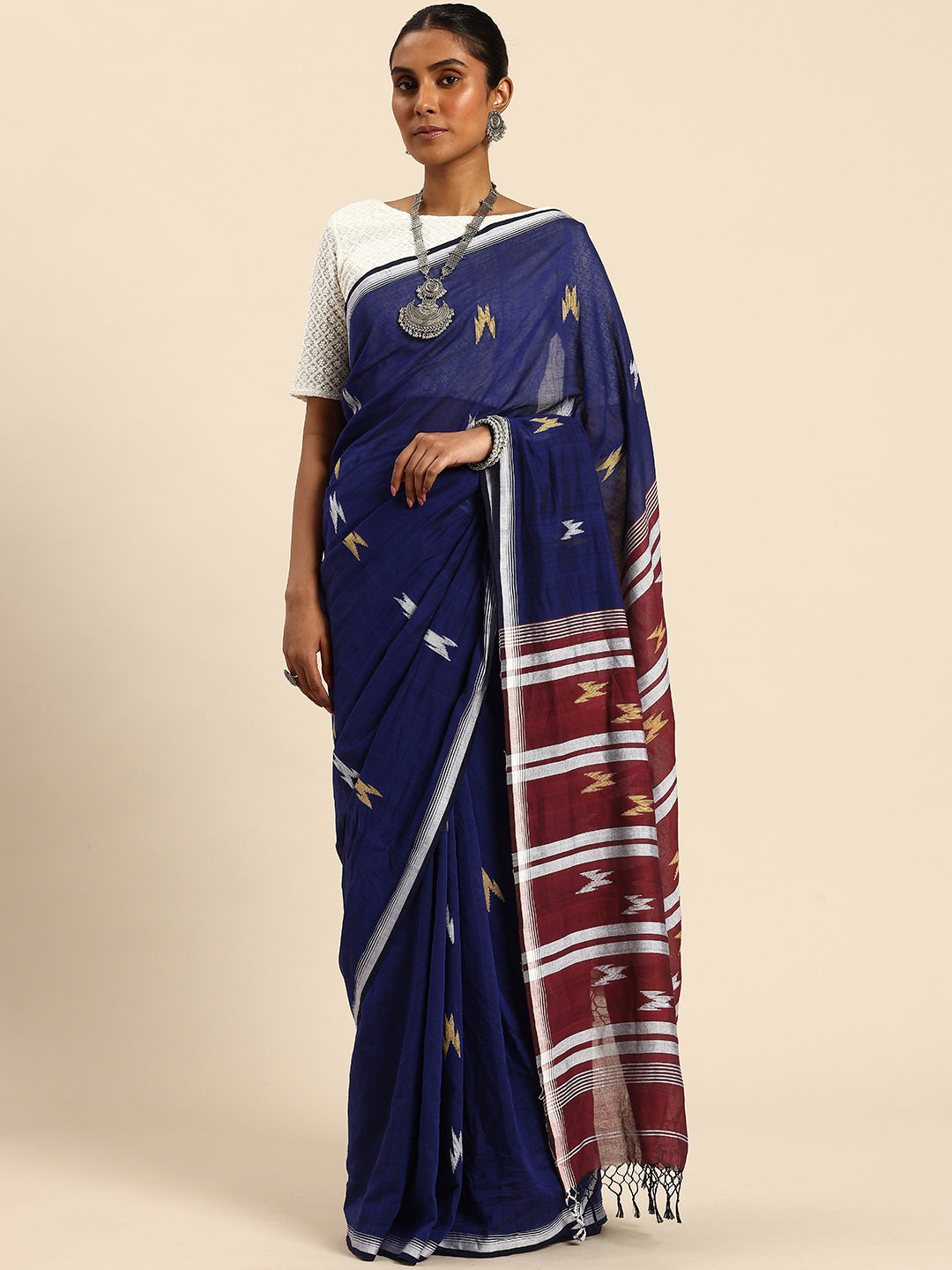 Blue & Red Handloom Cotton Jamdani Saree | SHOBITAM