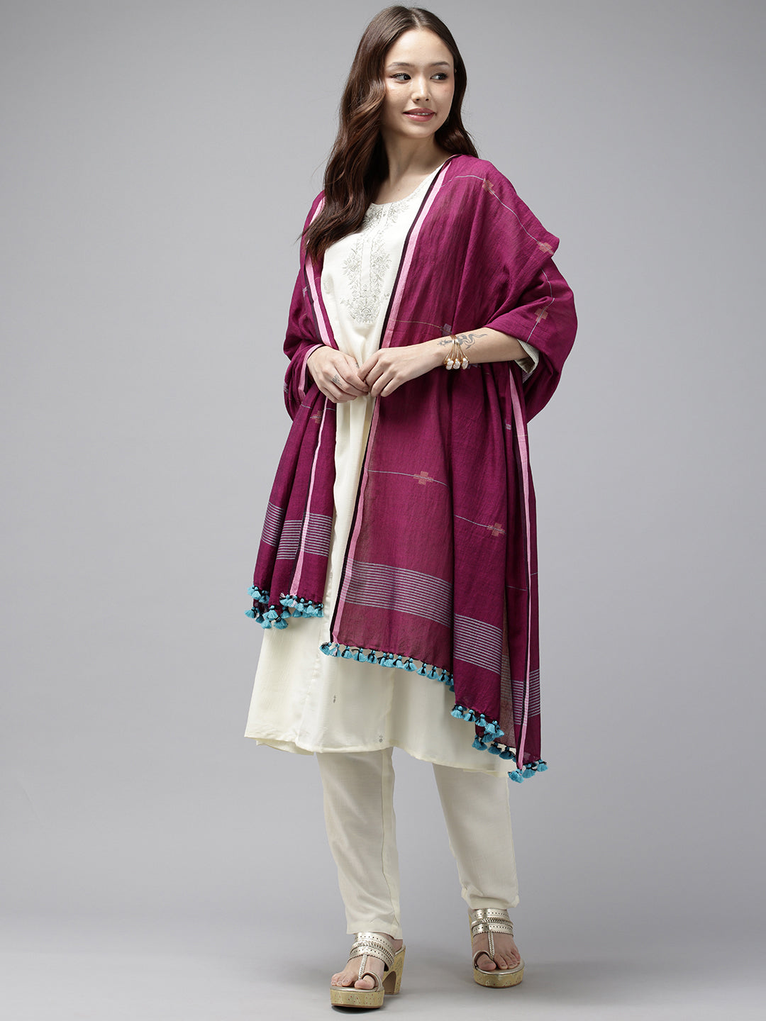 Handloom Jamdani Cotton Dupatta | SHOBITAM