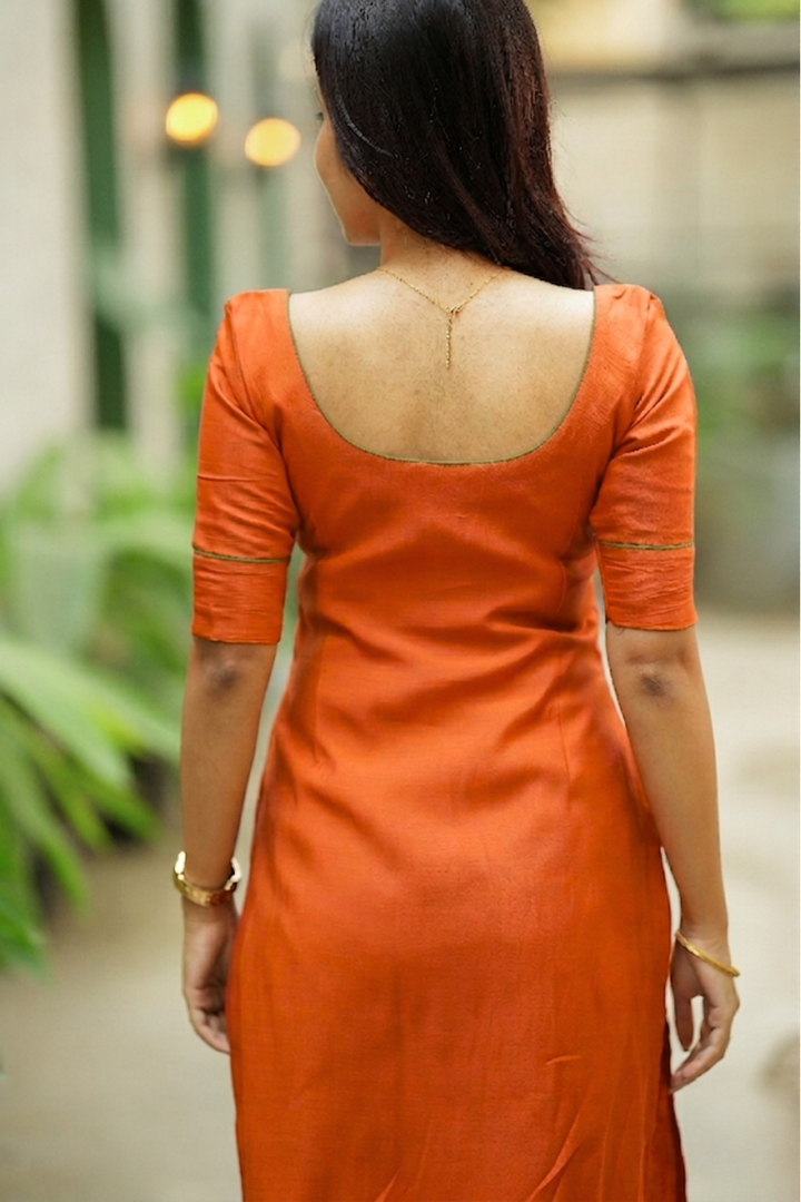 Raha Rust Orange Kurti Set (Set of 2) | SHOBITAM