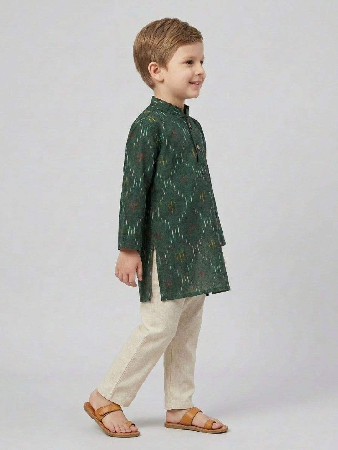 Boys Dark Green Ikat Printed Mandarin Collar Cotton Kurta Set | SHOBITAM