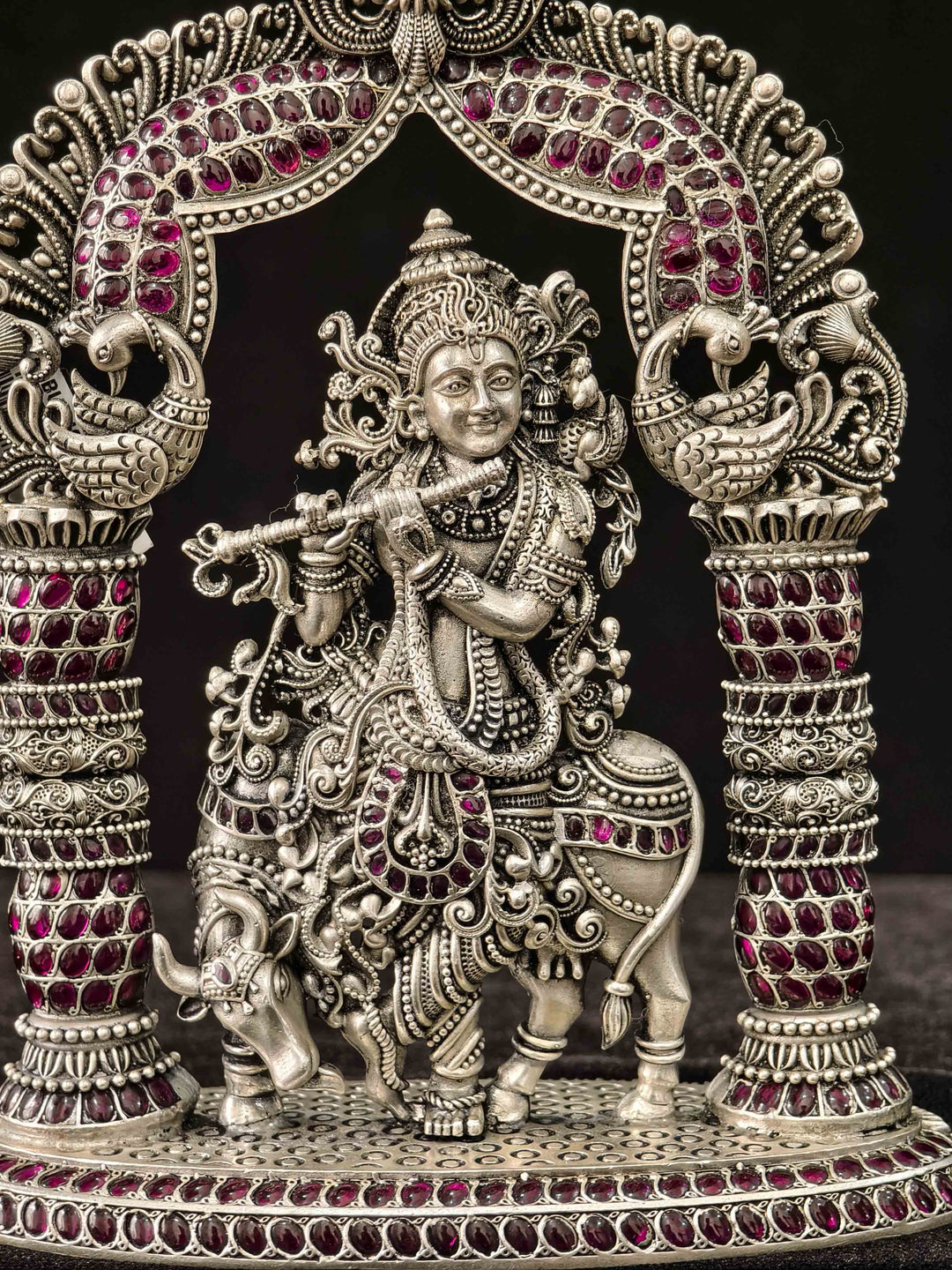 Pure 92.5 Silver Lord Krishna as Venugopal 2D Projecting Idol with Prabhavali and Gemstone detailing