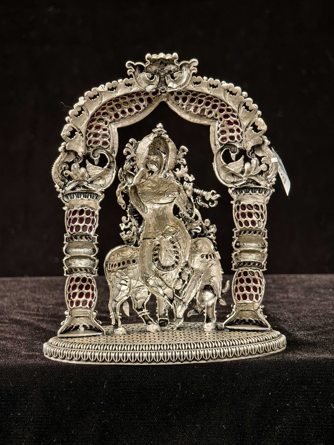 Pure 92.5 Silver Lord Krishna as Venugopal 2D Projecting Idol with Prabhavali and Gemstone detailing