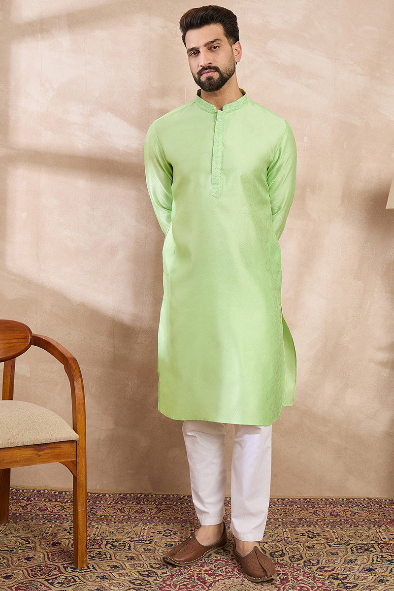 Green Silk Blend Solid Embroidered Straight Kurta | SHOBITAM