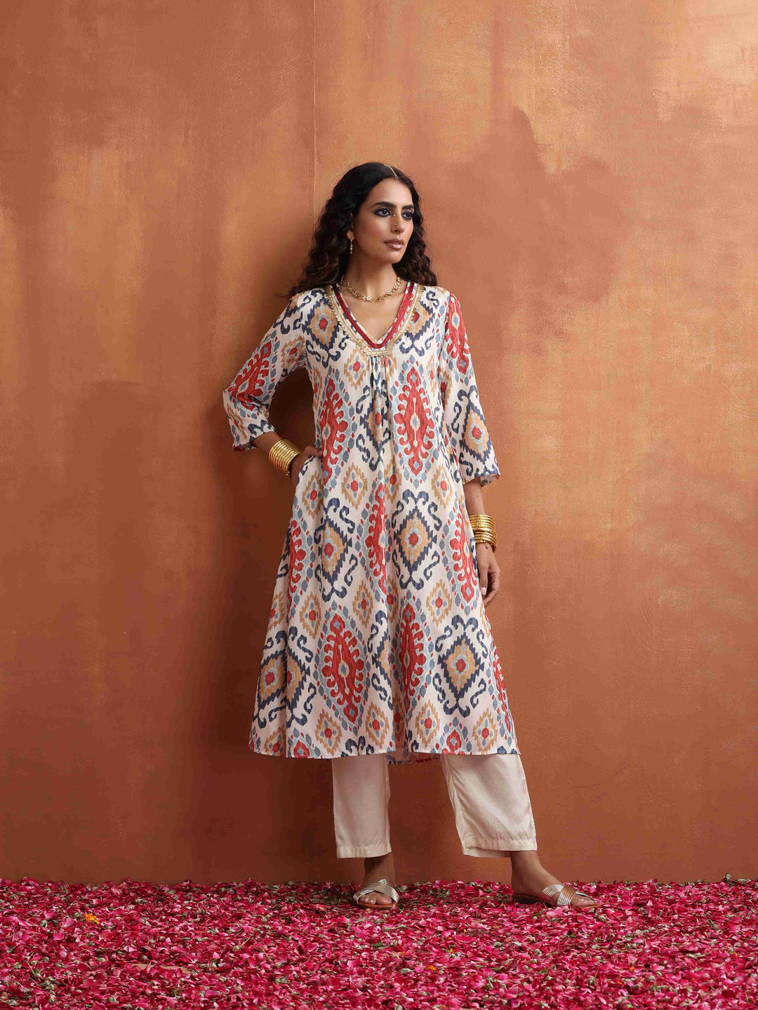 Off White Ikat Print Kurta Set  | SHOBITAM