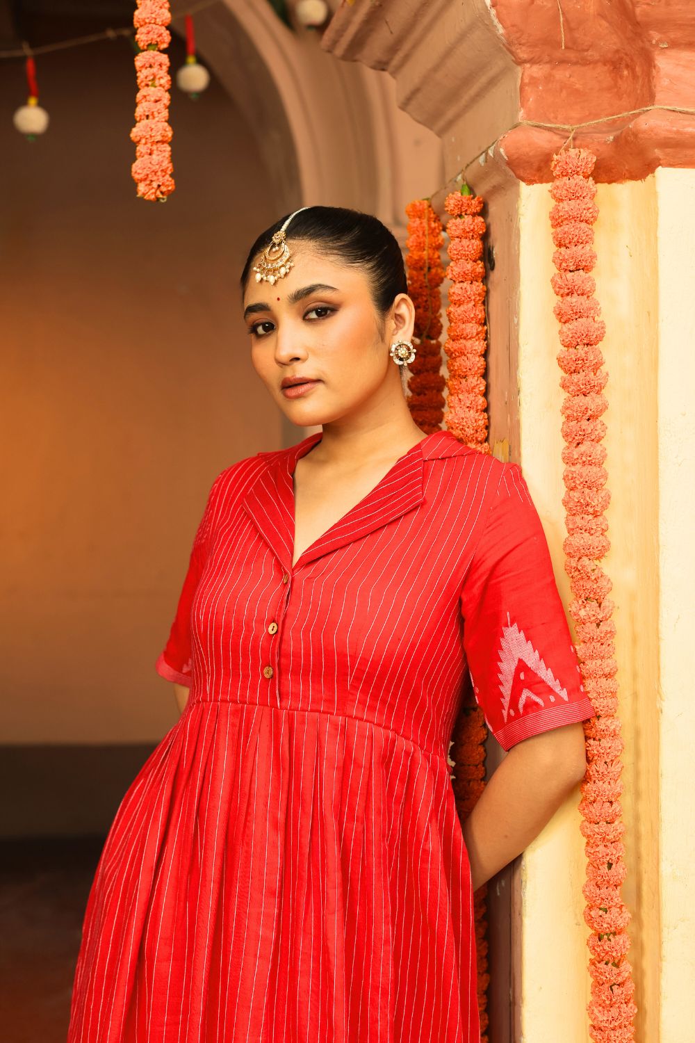 Red and White Temple Jamdani Pujo Kurta Set | SHOBITAM