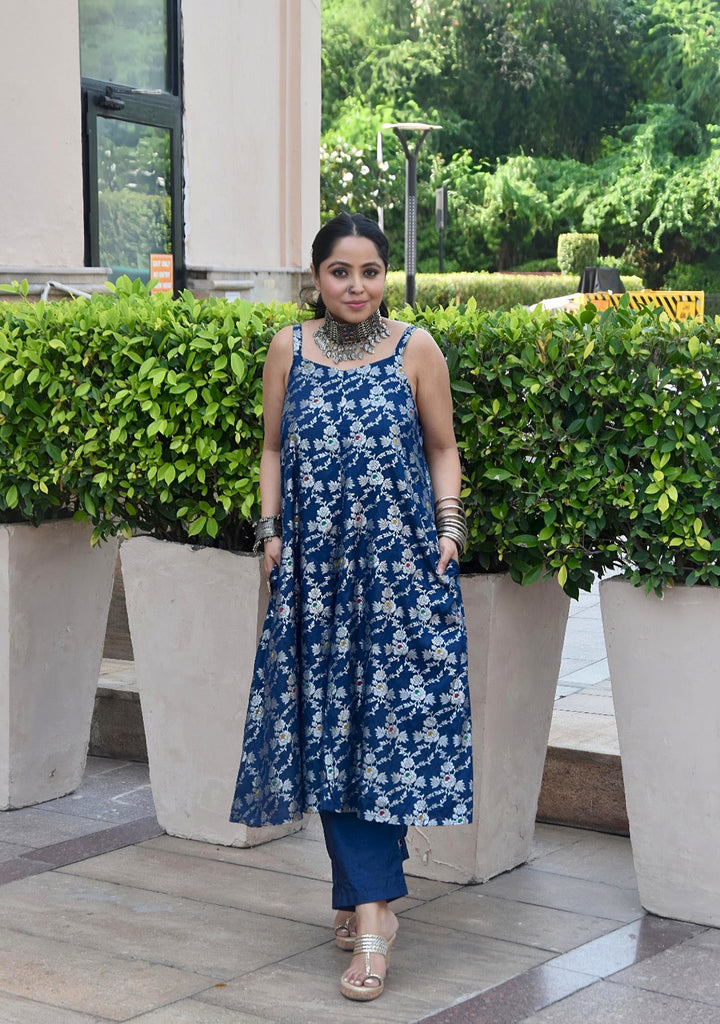 Blue Brocade Straight High-Slit Kurta Co-ord Set | SHOBITAM
