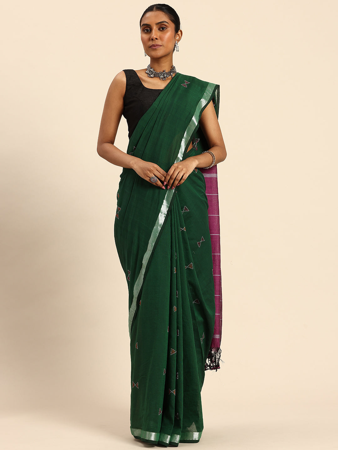 Green Magenta handloom Cotton Kantha Stitch Saree | SHOBITAM