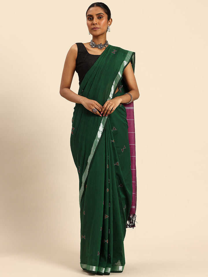 Green Magenta handloom Cotton Kantha Stitch Saree | SHOBITAM