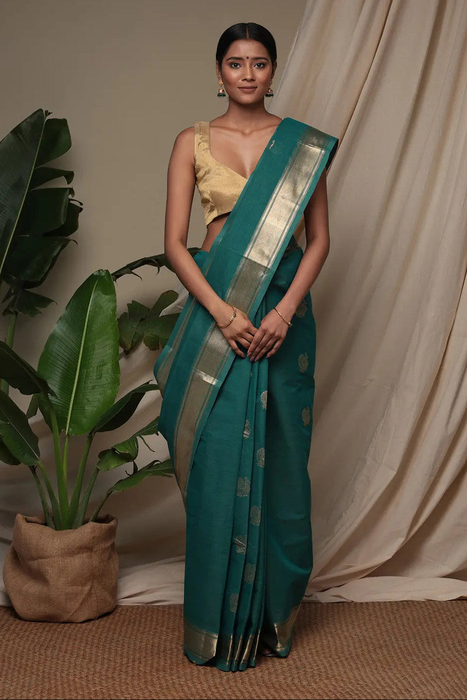 Handloom Jade Green Pure Cotton Kanchi Saree With Zari Border And Motifs | SHOBITAM