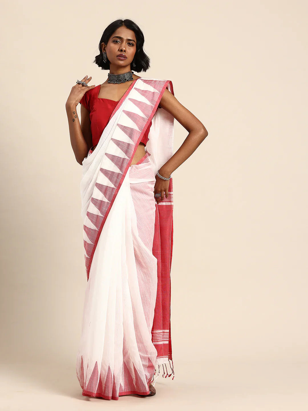 White-Red Silk Cotton Saree with Temple Border and Blouse piece
