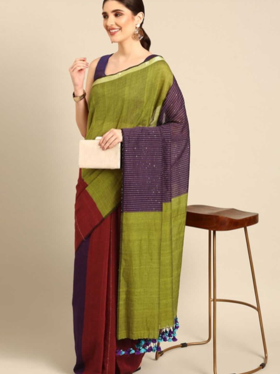 Green Pure Cotton Handloom Sequins Saree
