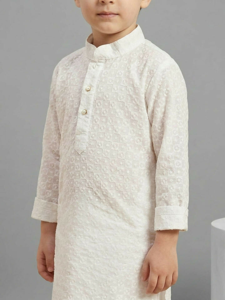 Boys Embroidered White Ethnic Wear Kurta Pajama Set | SHOBITAM