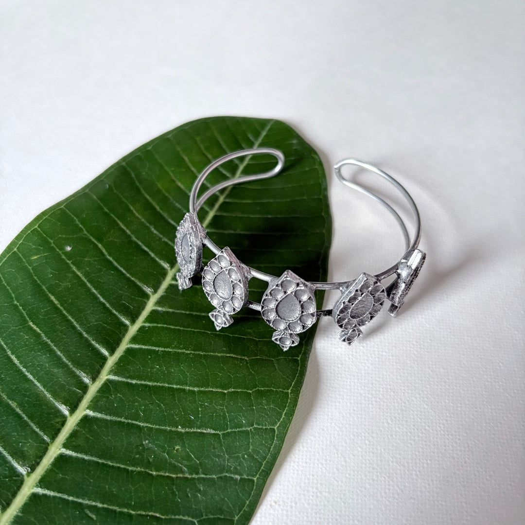 Latika Cuff | SHOBITAM
