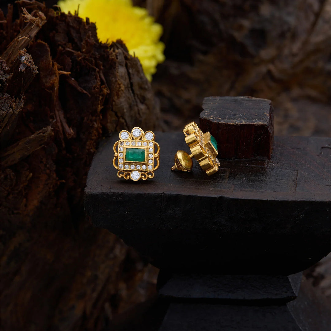Pure 92.5 Gold Polish Hari Aakar Studs