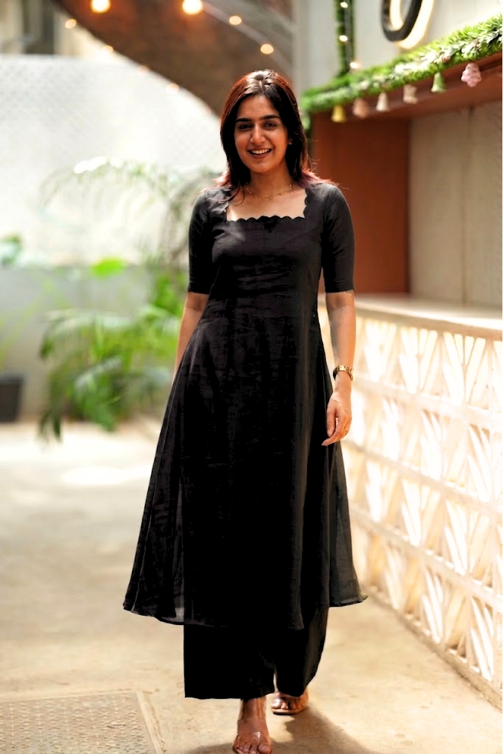 Aarna Black Kurta Set (Set of 2) | SHOBITAM