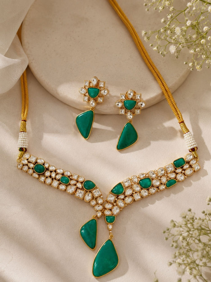 Emerald Green Kundan Necklace Set | SHOBITAM