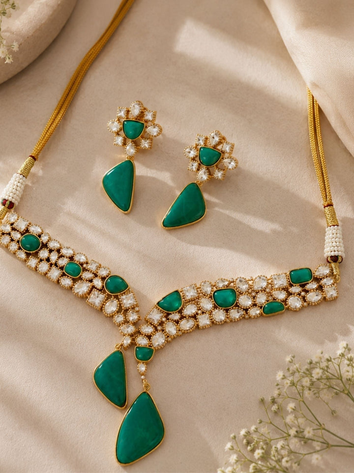 Emerald Green Kundan Necklace Set | SHOBITAM
