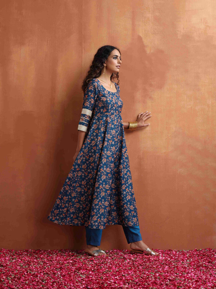 Blue Print Flared Anarakali Kurta Set | SHOBITAM | SHOBITAM