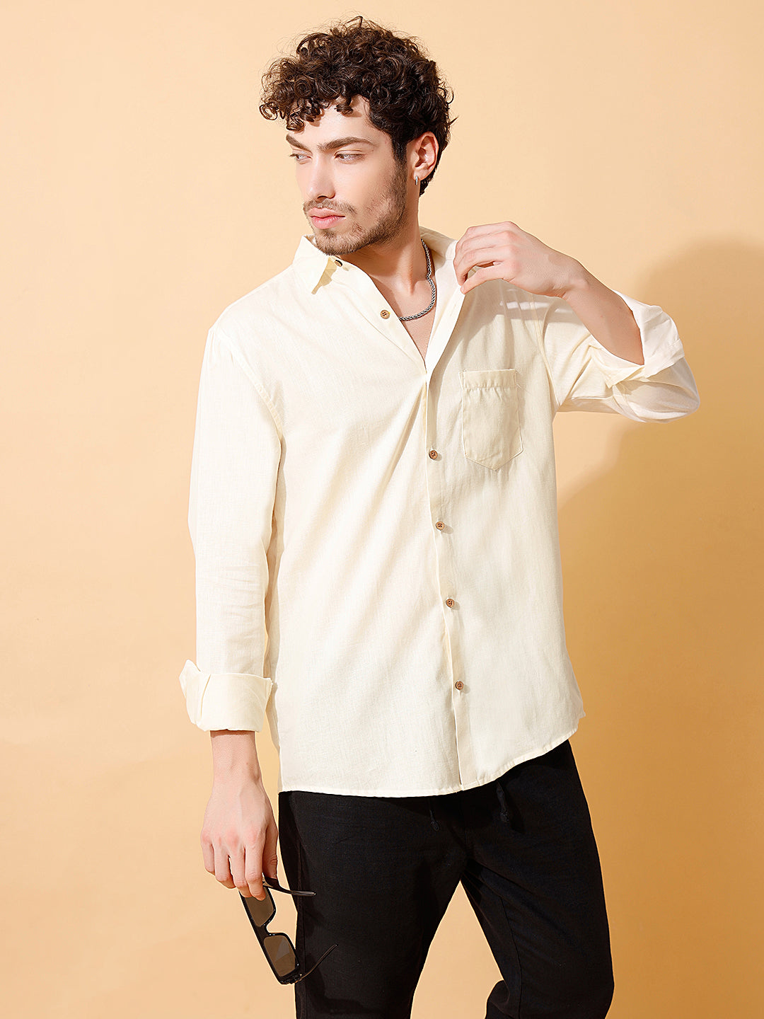 Men Handloom Cotton Solid Shirt – in Off White
