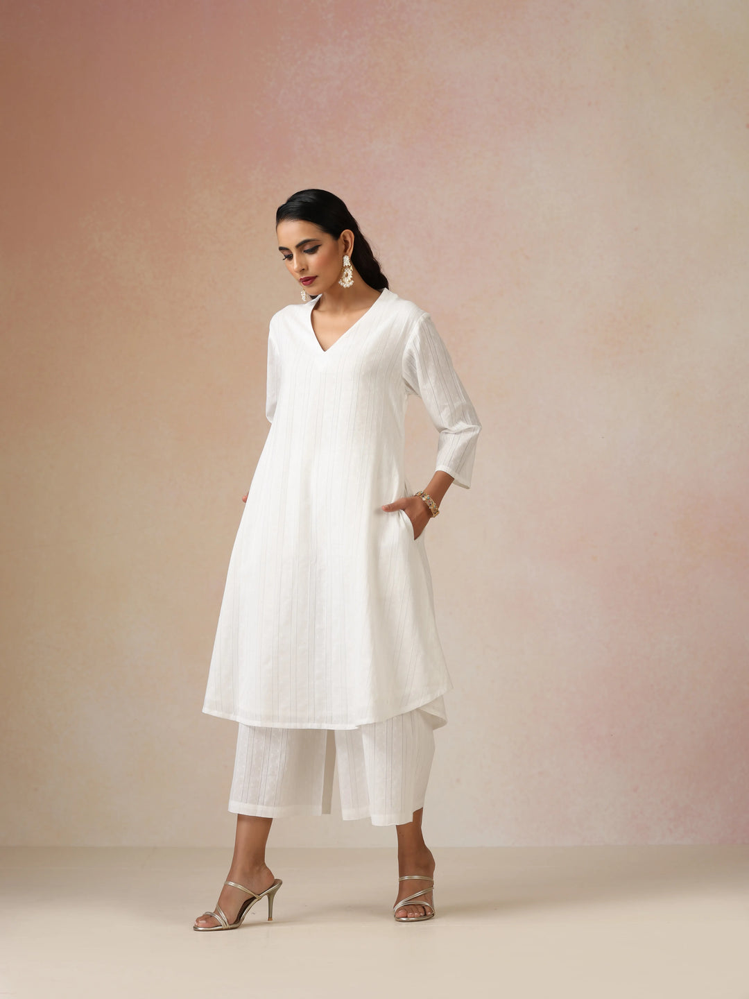 White Dobby Kurta Set | SHOBITAM