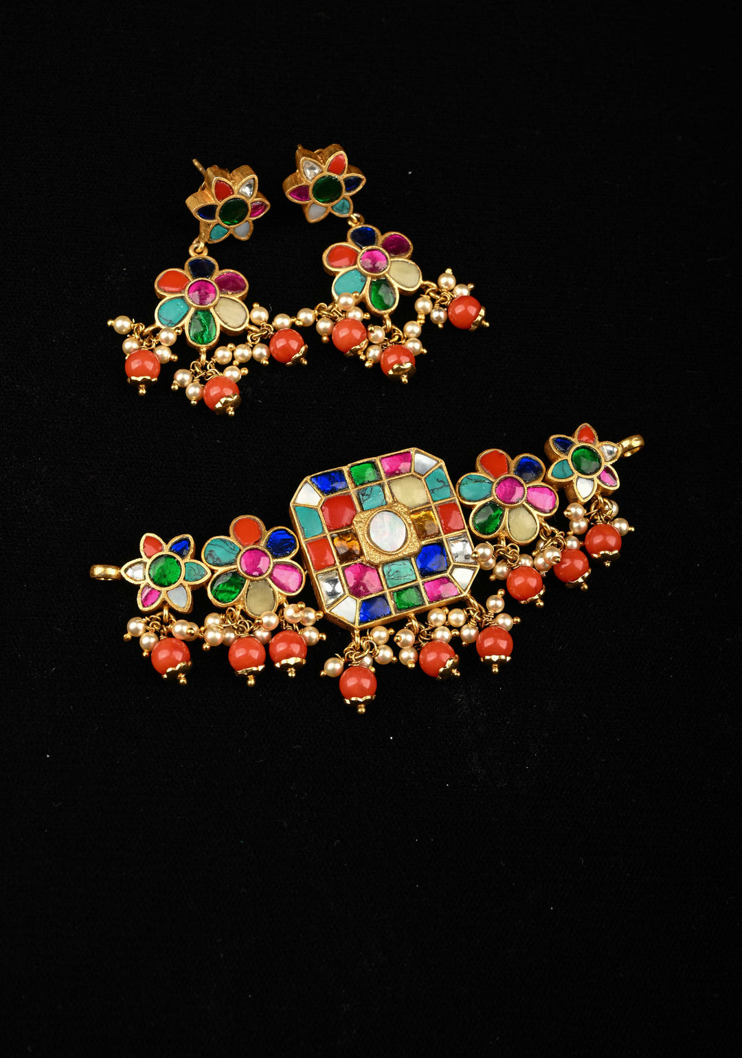 Navaratna 92.5 Silver, 24 kt Gold-Plated Radiant Kundan Choker Set