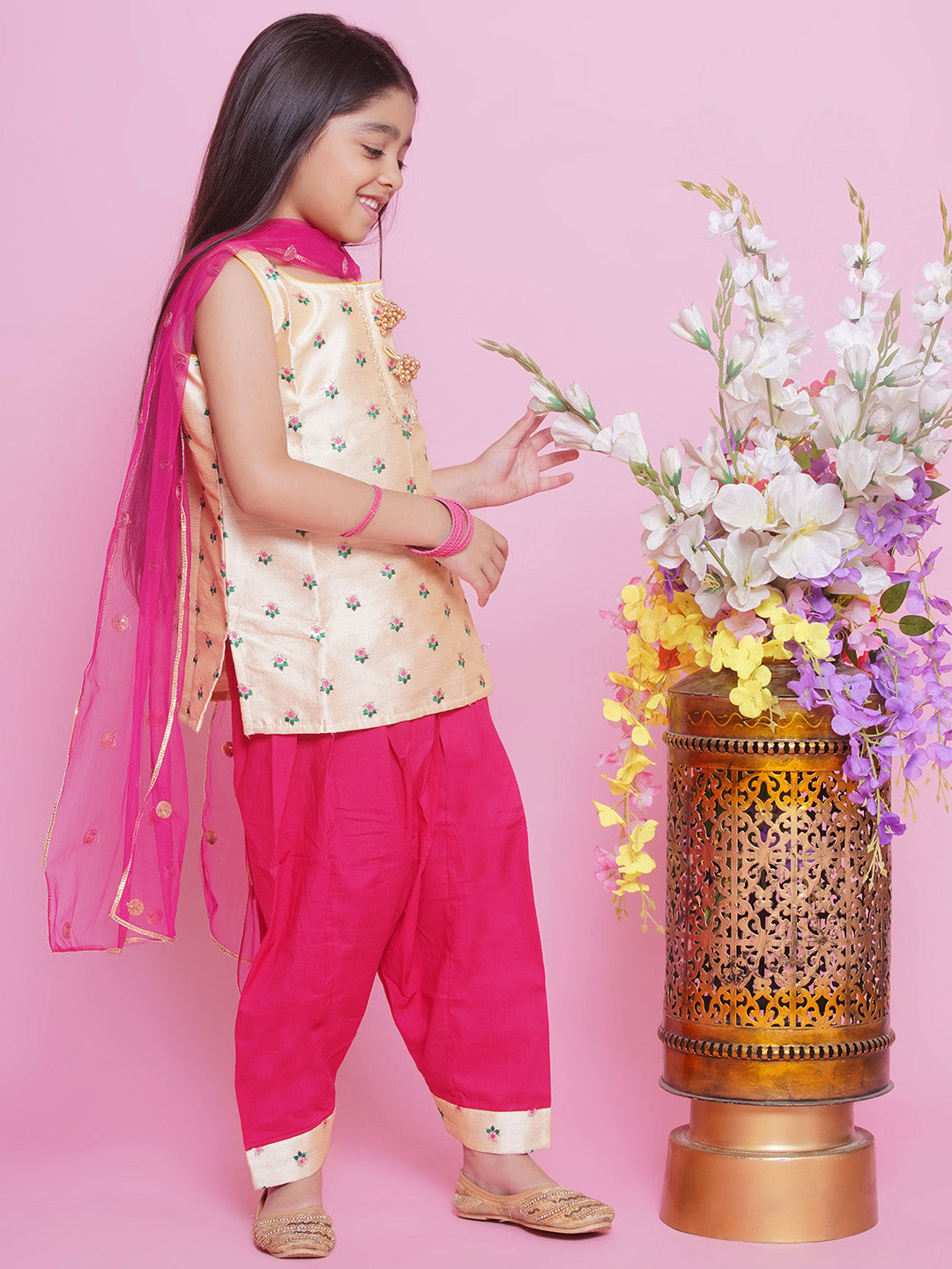 Mulberry  Semi-Silk Sleeveless Floral Choti Buti Embroidery Kurta with Salwar & Dupatta - Cream and Pink
