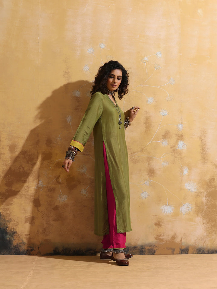 Green Muslin Silk High-Slit Kurta Pant Set  | SHOBITAM