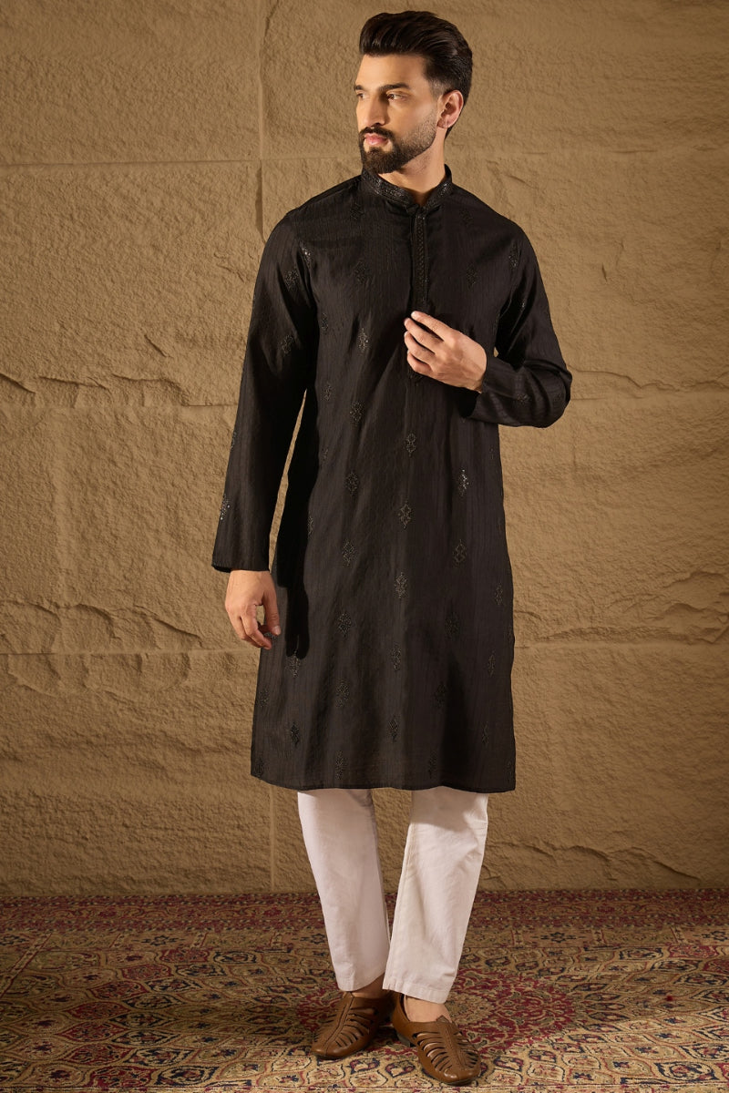 Black Viscose Rayon Solid Embroidered Straight Kurta | SHOBITAM