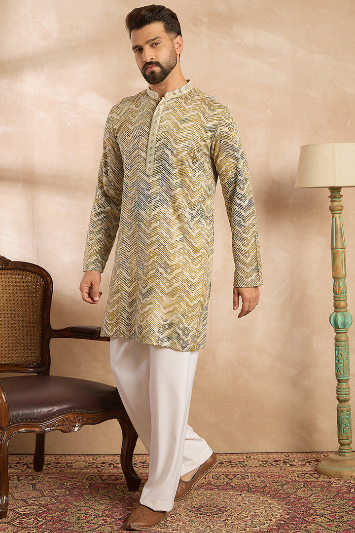 Green Silk Blend Solid Embroidered Straight Kurta | SHOBITAM