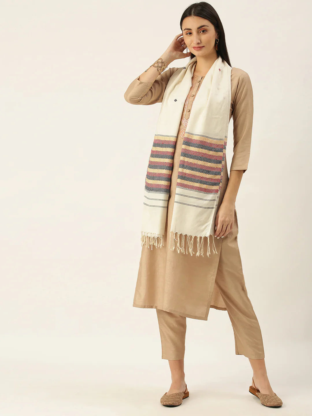 Cream Handwoven Chevron Eri Ahimsa Silk Stole