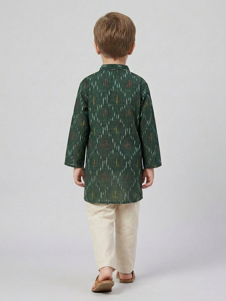 Boys Dark Green Ikat Printed Mandarin Collar Cotton Kurta Set | SHOBITAM