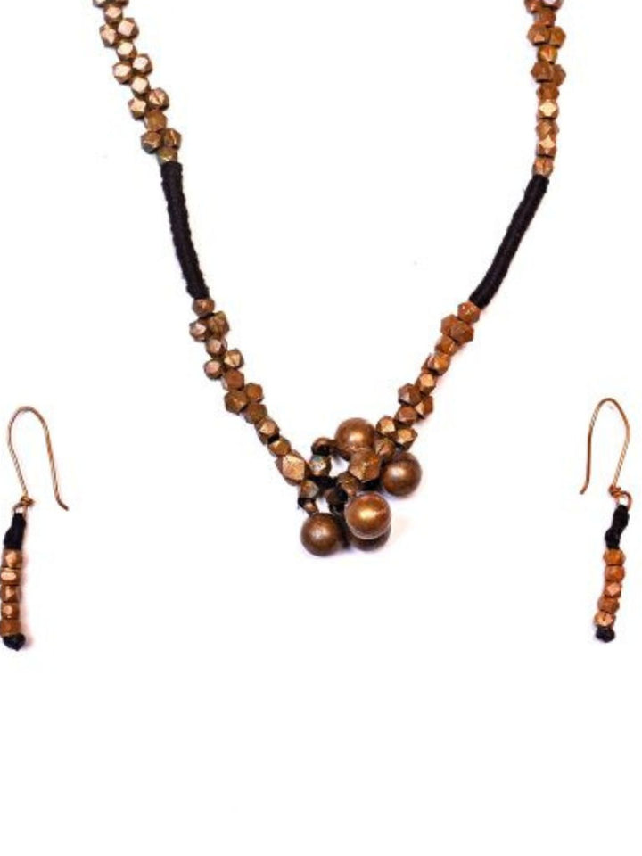 Handmade Black Brass Pendant Set Jewellery | SHOBITAM