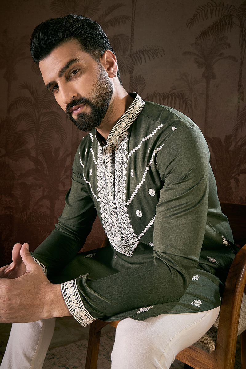 Green Silk Blend Solid Embroidered Straight Kurta For Men | SHOBITAM