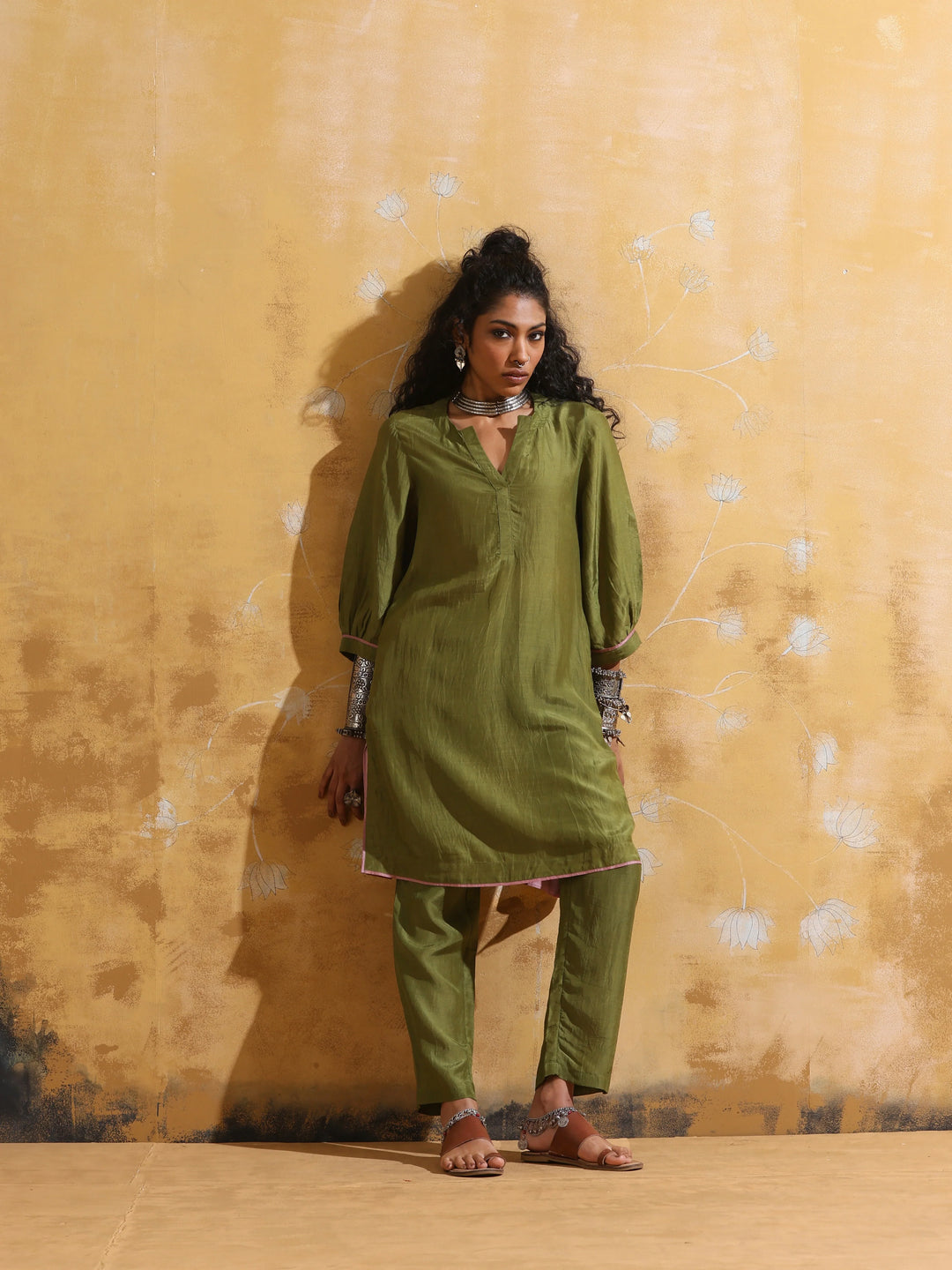 Green Muslin Silk Relaxed Kurta Co-ord Set | SHOBITAM