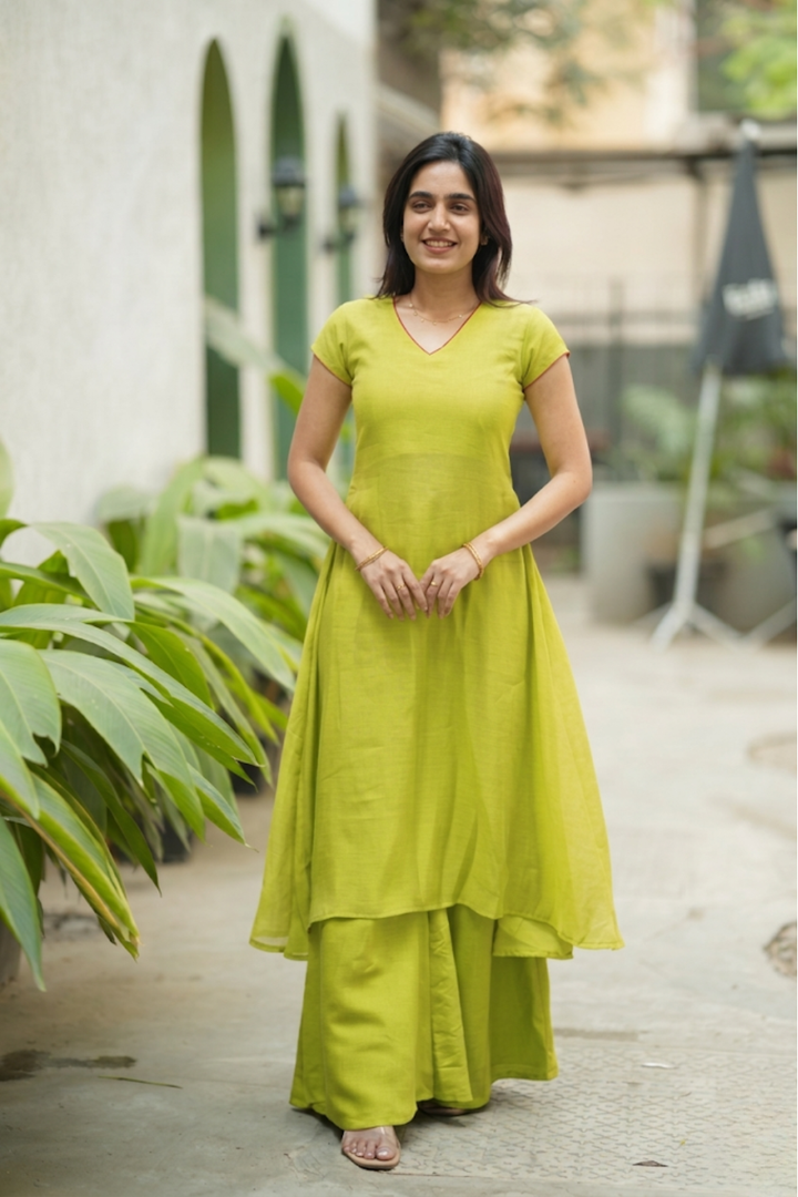 Nandhitha Lime Green Kurta Set ( Set of 2) | SHOBITAM