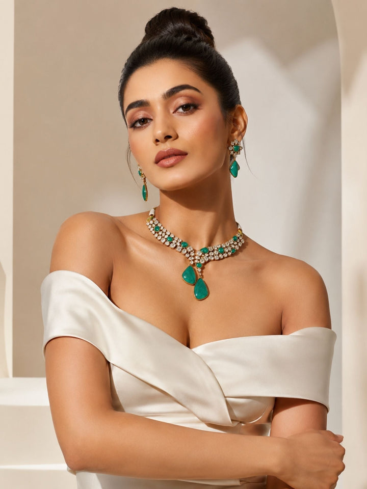Emerald Green Kundan Necklace Set | SHOBITAM