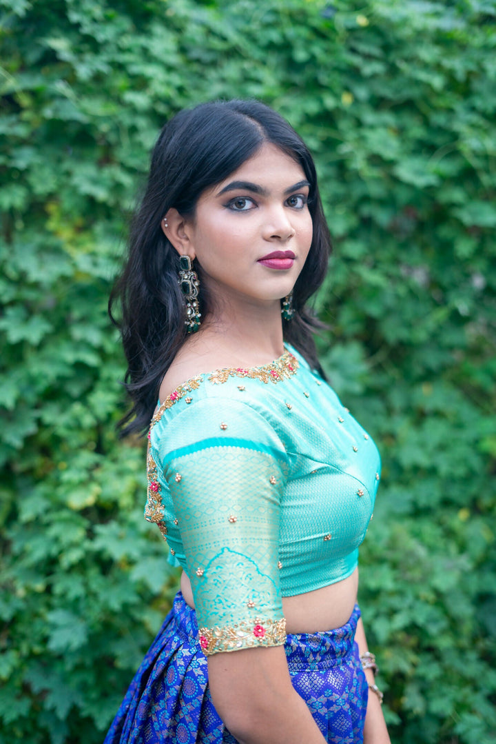 Navy blue jacquard semi Kanchi Lehenga | SHOBITAM