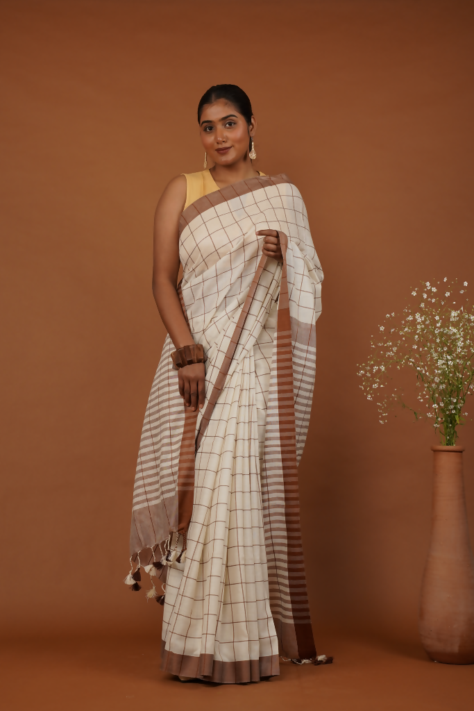 MriduRekha Handwoven Cotton Saree - Ivory & Cocoa  | SHOBITAM