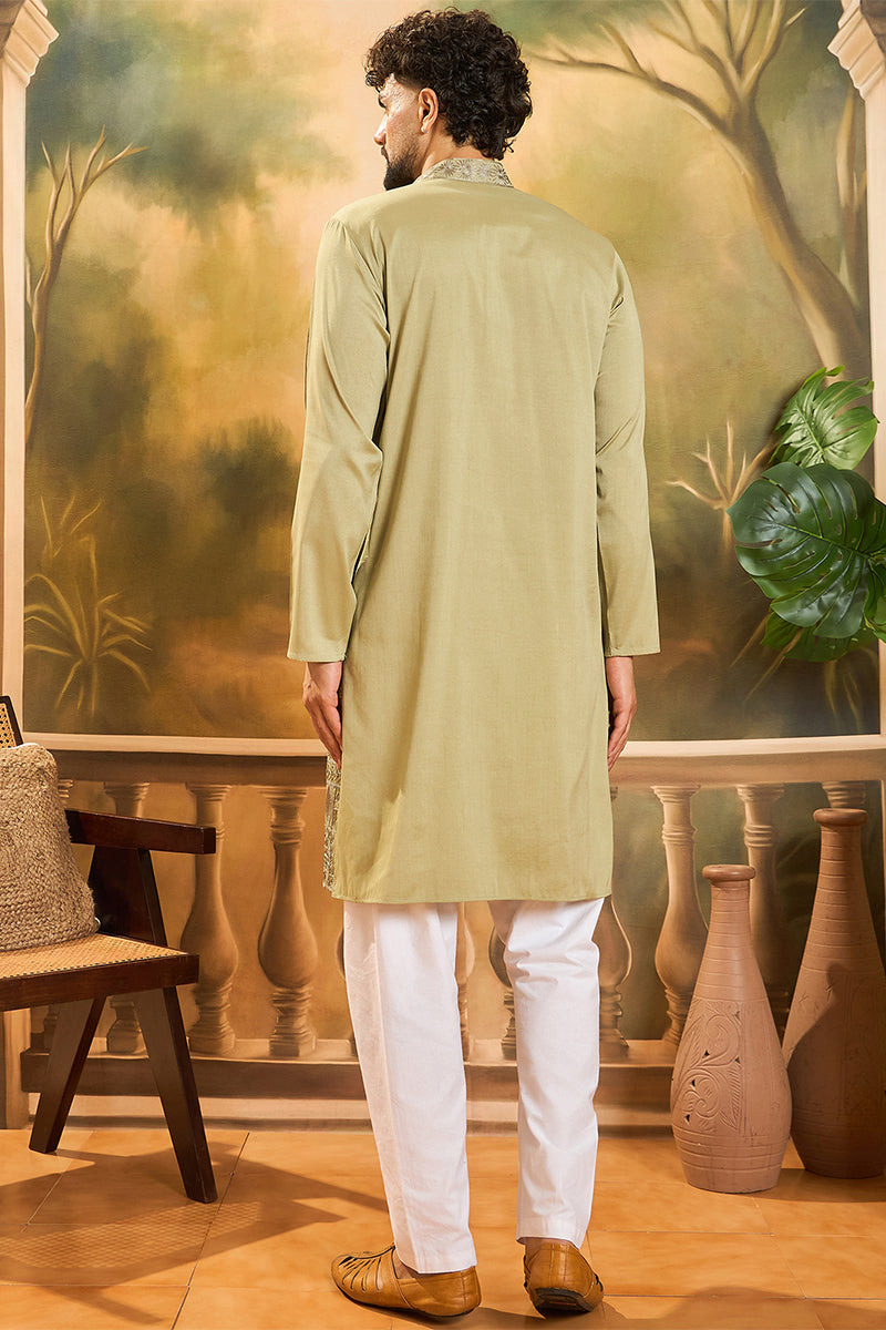 Green Silk Blend Solid Embroidered Straight Kurta | SHOBITAM