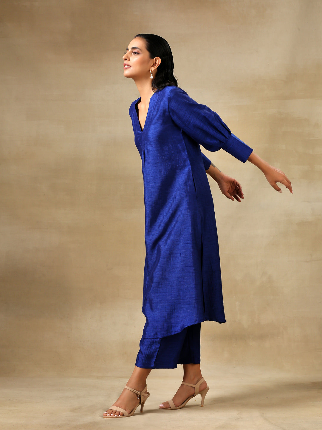 Blue Textured Silk Puff Sleeve Kurta Pant Set  | SHOBITAM
