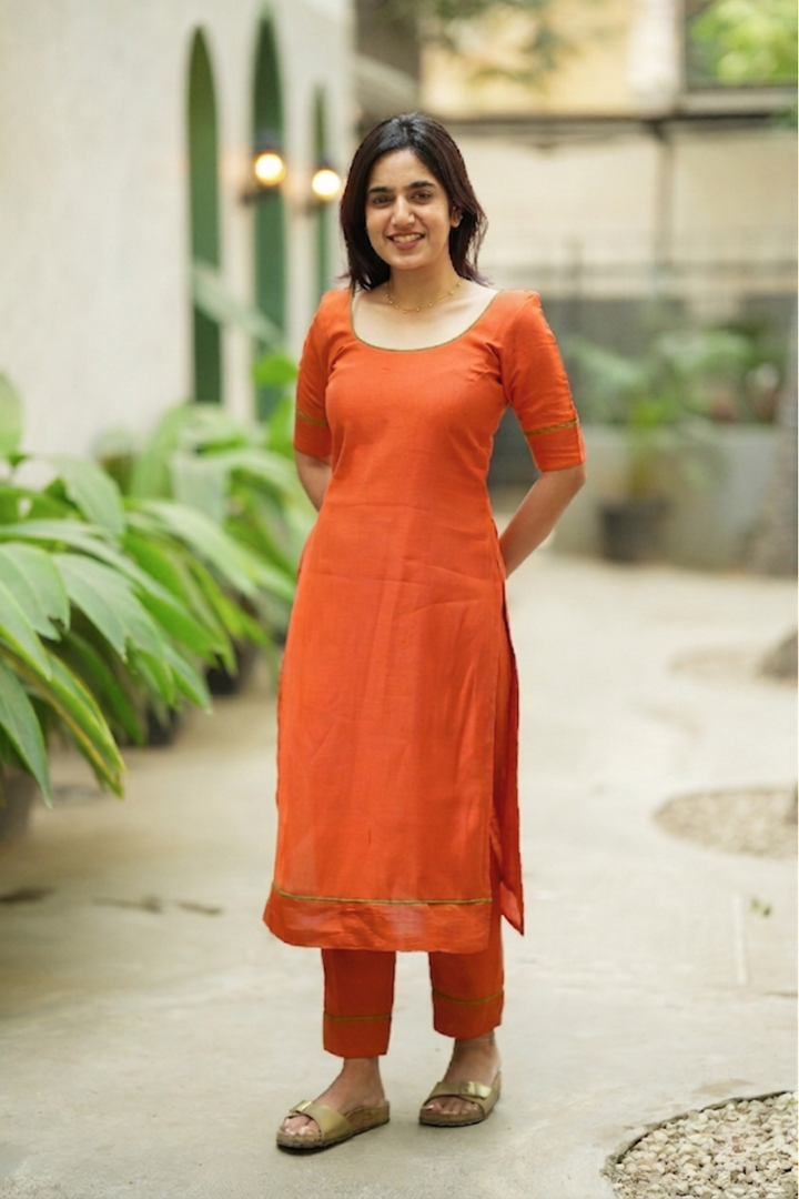Raha Rust Orange Kurti Set (Set of 2) | SHOBITAM