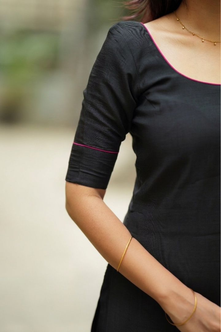 Raha Black Kurti Set (Set of 2) | SHOBITAM