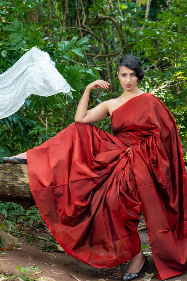 Reya - Maroon/Forest Red Handwoven Uppada Silk Saree | SILK MARK CERTIFIED | SHOBITAM