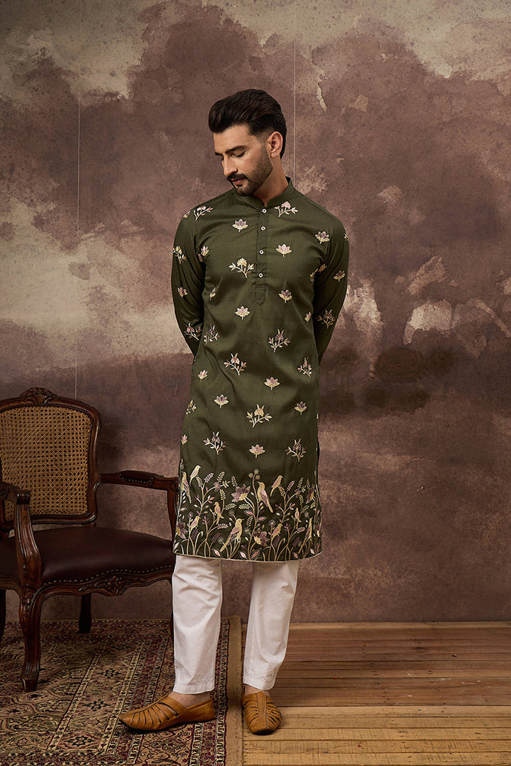 Green Silk Blend Solid Embroidered Straight Kurta | SHOBITAM