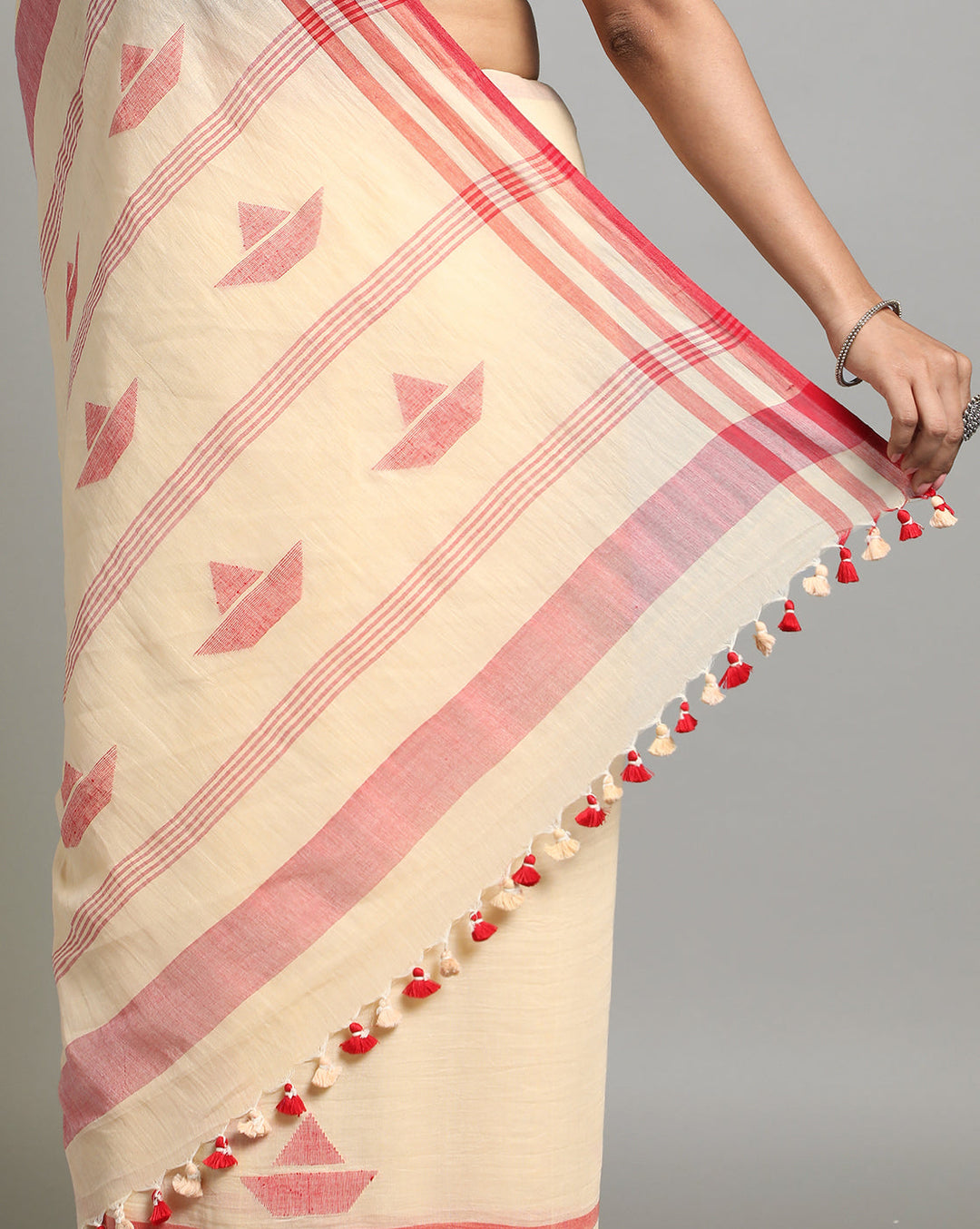 Handloom Jamdani Cotton Saree | SHOBITAM