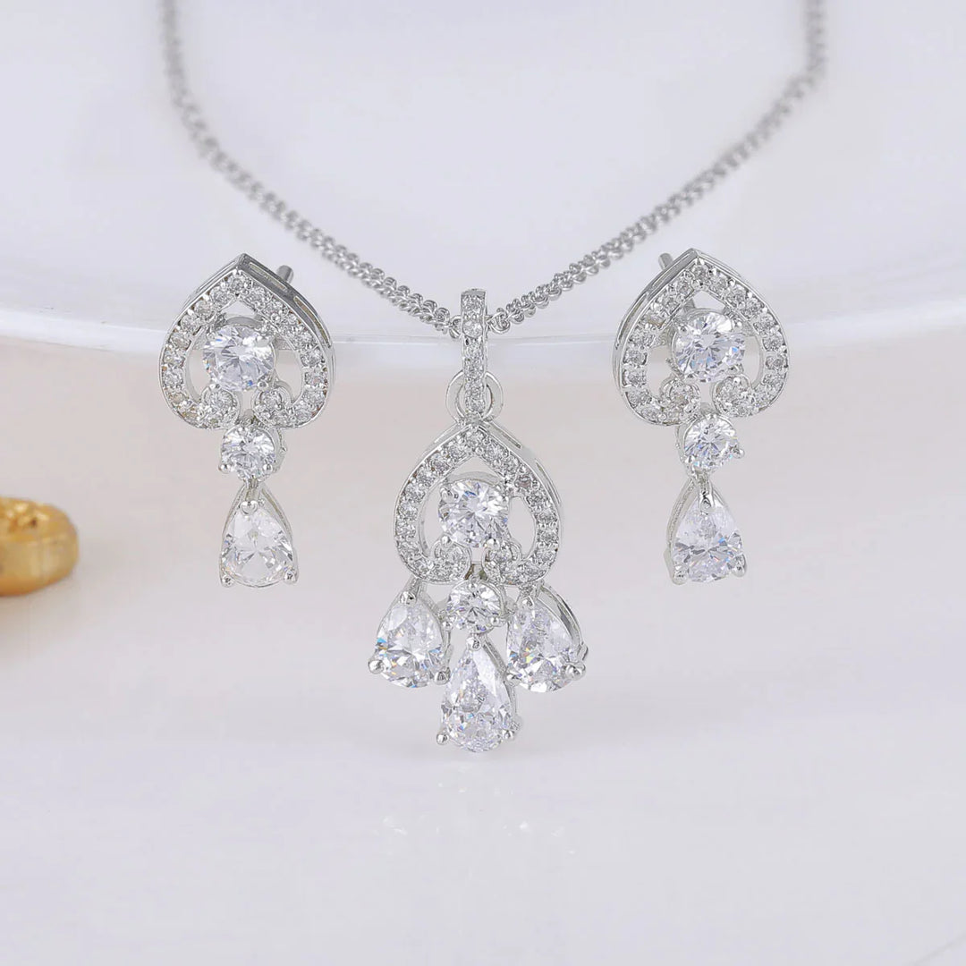 92.5 Tiana Pendant Set
