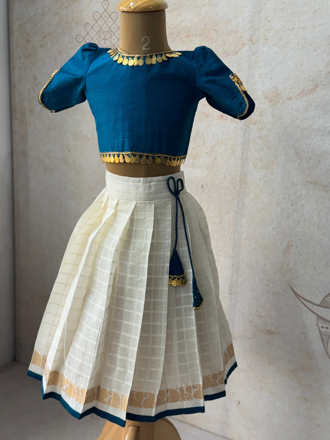 Aabarna Crop top and skirt - Onam Edit Express | SHOBITAM