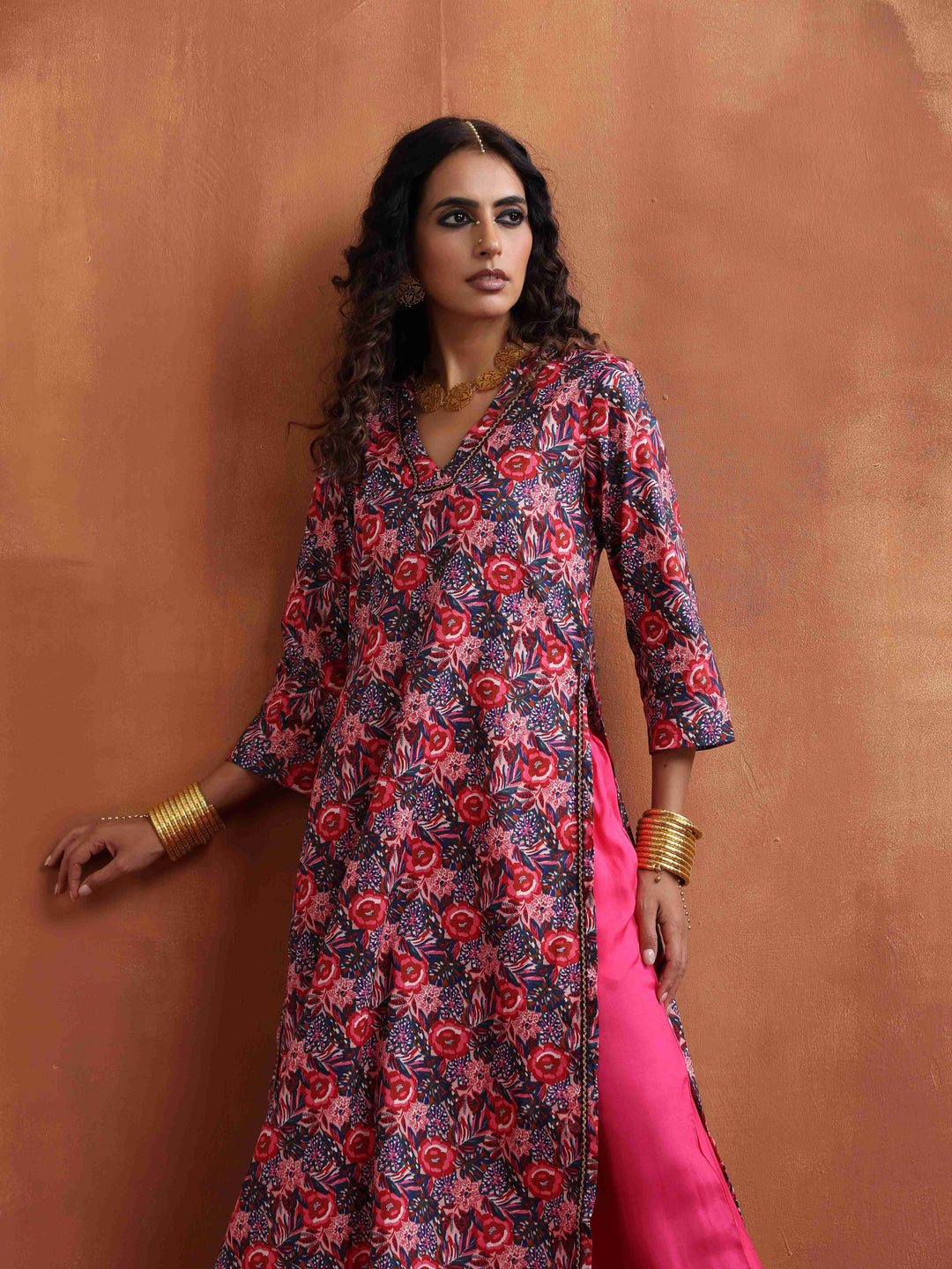 Pink Print High Slit Kurta Set | SHOBITAM