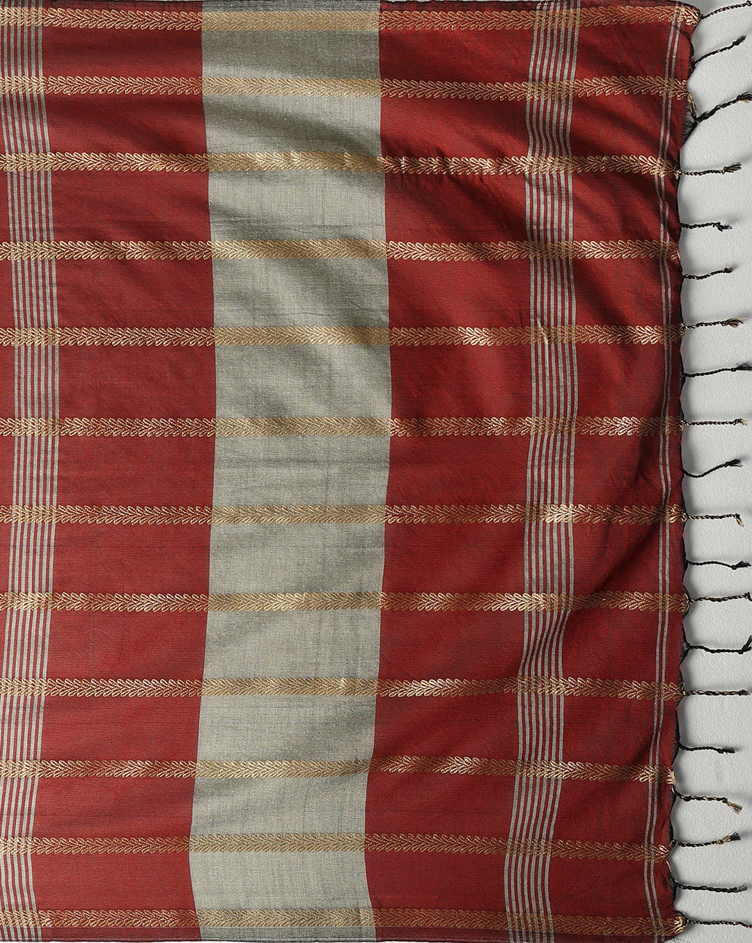Maroon cotton Woven Saree with Blouse piece | SHOBITAM
